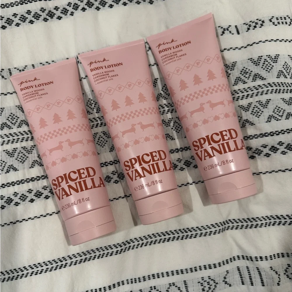 VS PINK spiced vanilla body lotion